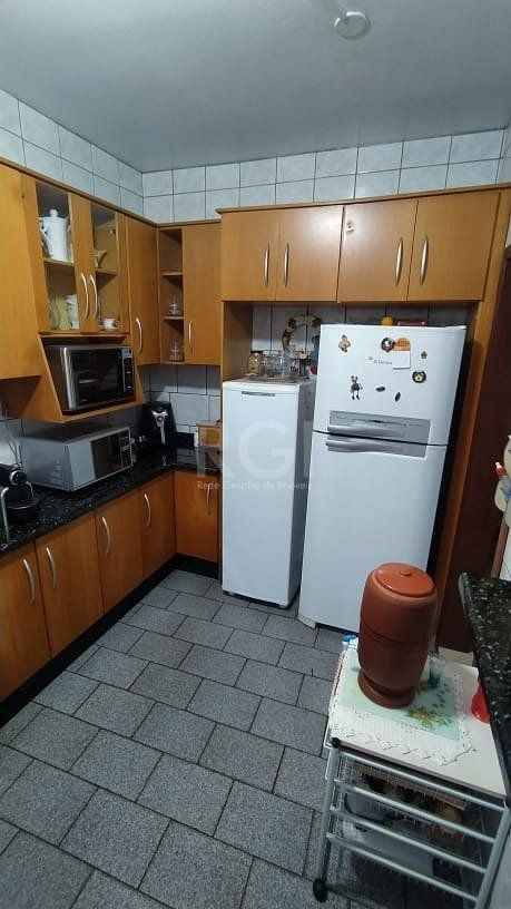 Casa à venda com 3 quartos, 121m² - Foto 2
