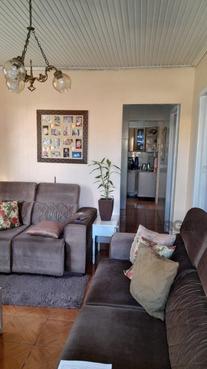 Casa 2 dormitórios, 3 vagas, Bairro Princesa Isabel — foto 4