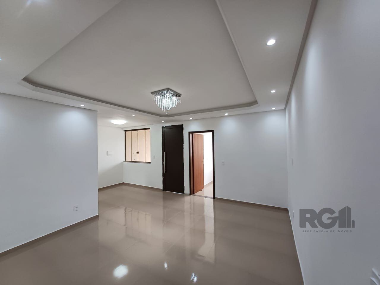 Casa 3 dormitórios, 2 banheiros, vaga de garagem, Bairro Parque Olinda — foto 4