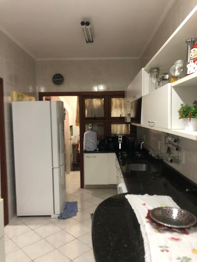Apartamento à venda com 3 quartos, 130m² - Foto 15