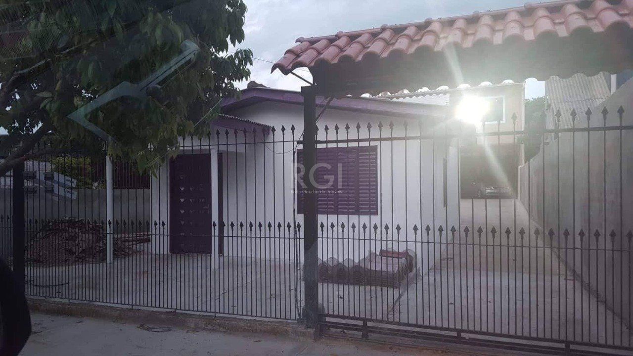 Casa à venda com 2 quartos, 300m² - Foto 2
