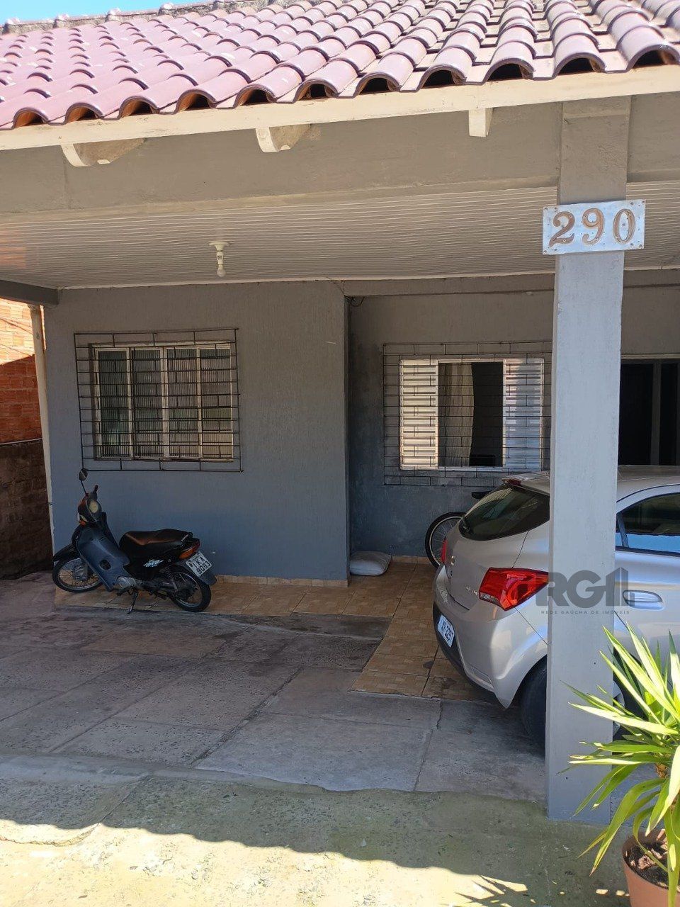 Casa à venda com 3 quartos, 134m² - Foto 2