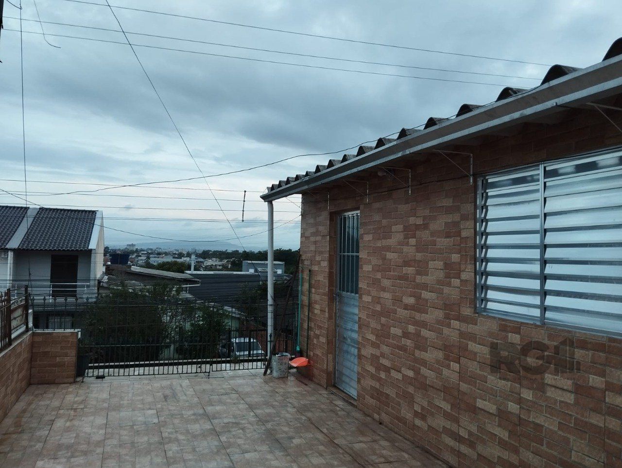 Casa semi mobiliada, 2 dormitórios, vaga de garagem, bairro Jardim do Bosque — foto 4