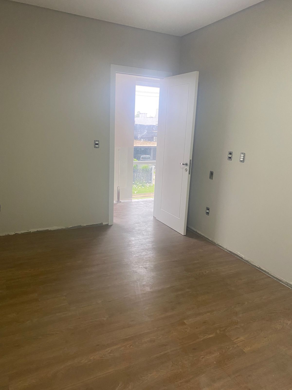 Casa sobrado 3 dormitórios, 1 suíte, 2 vagas, Bairro Neópolis — foto 3