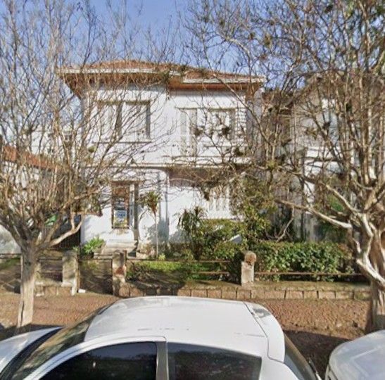 Casa para Venda - 415.8m², 5 dormitórios, 3 vagas - Menino Deus