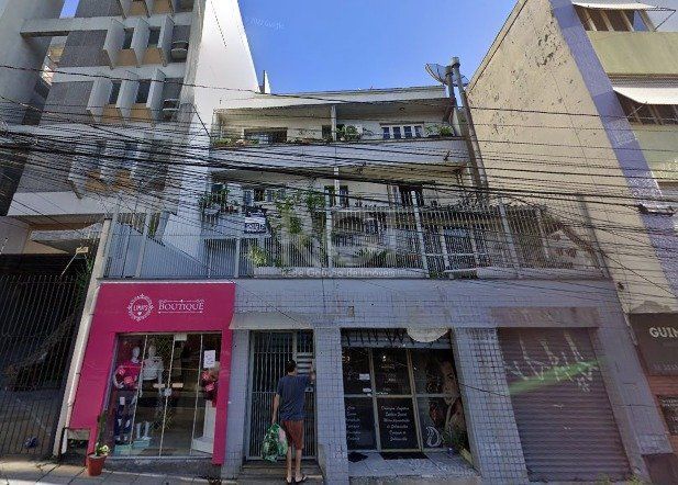 Apartamento, 3 dormitórios no bairro Petrópolis em Porto Alegre para Comprar
