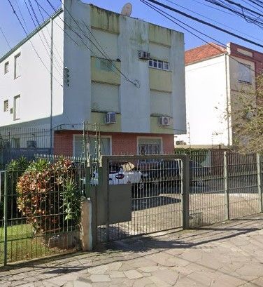 Apartamento à venda com 85m², 2 quartos no bairro Medianeira em Porto Alegre