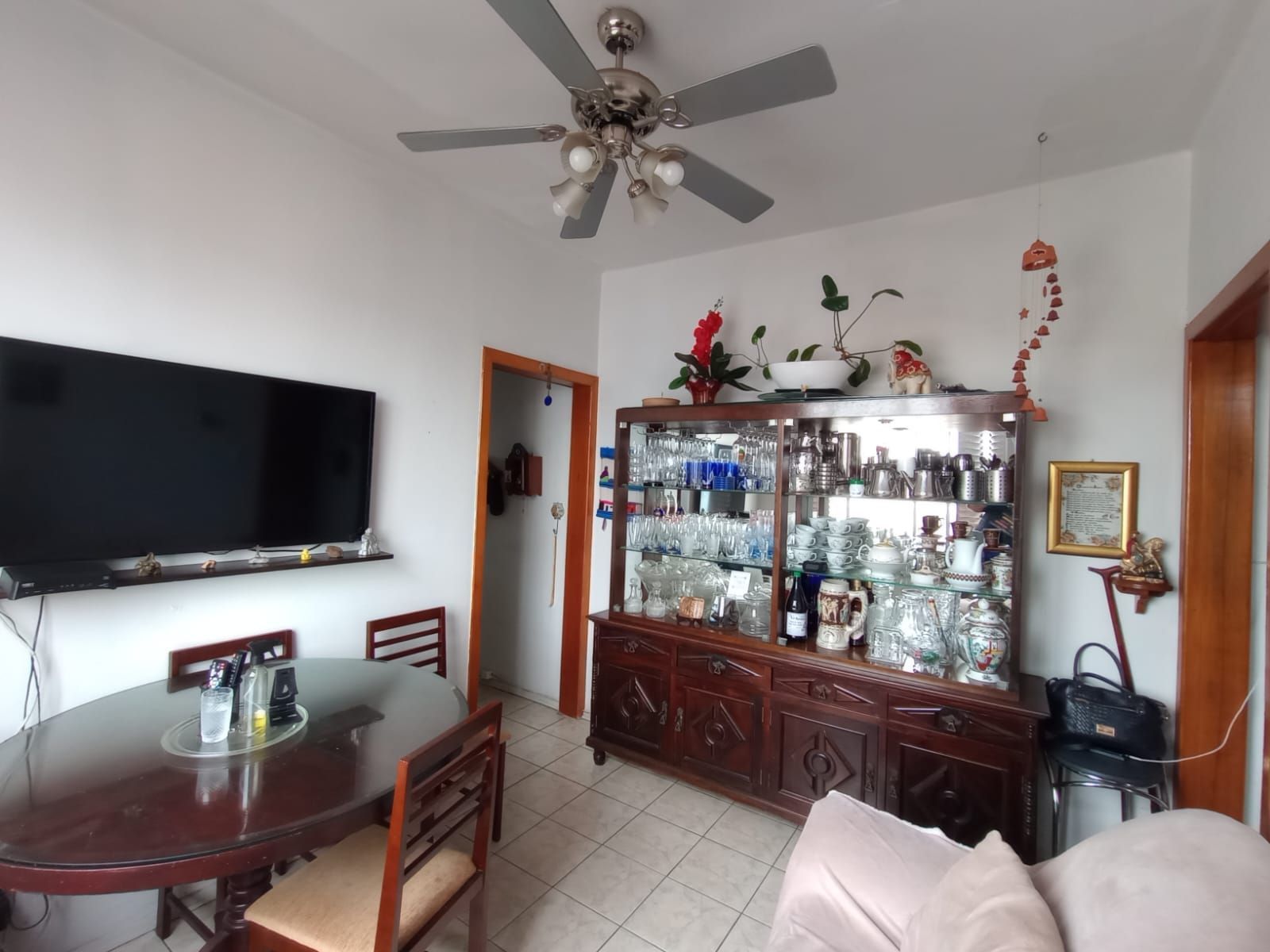 Apartamento 2 dormitórios no bairro Azenha