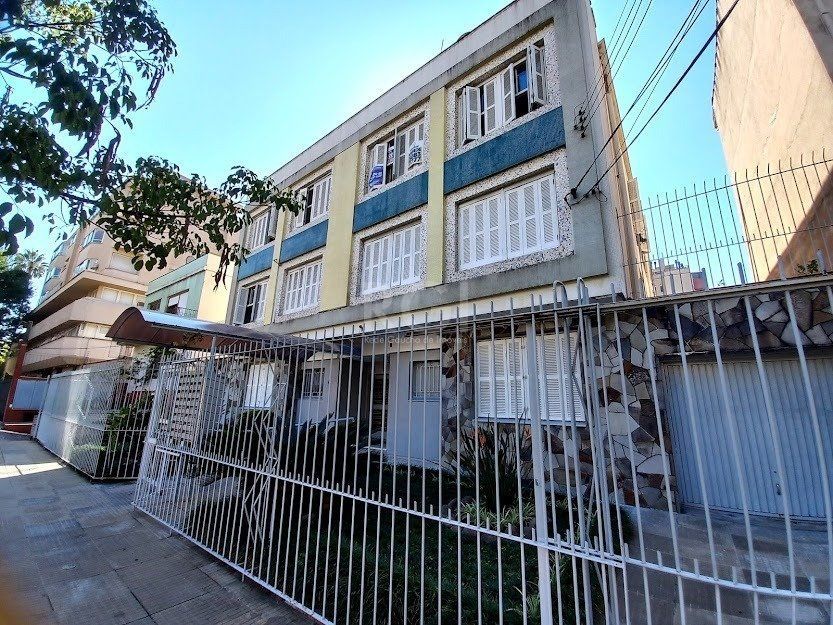 Apartamento, 3 dormitórios no bairro Menino Deus em Porto Alegre para Comprar