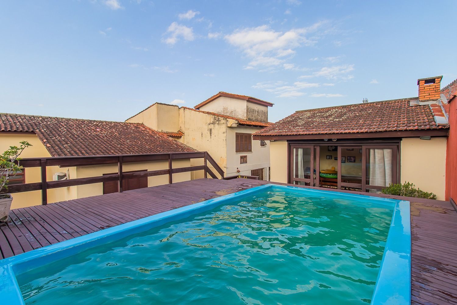 Casa 4 dormitórios no bairro Vila João Pessoa