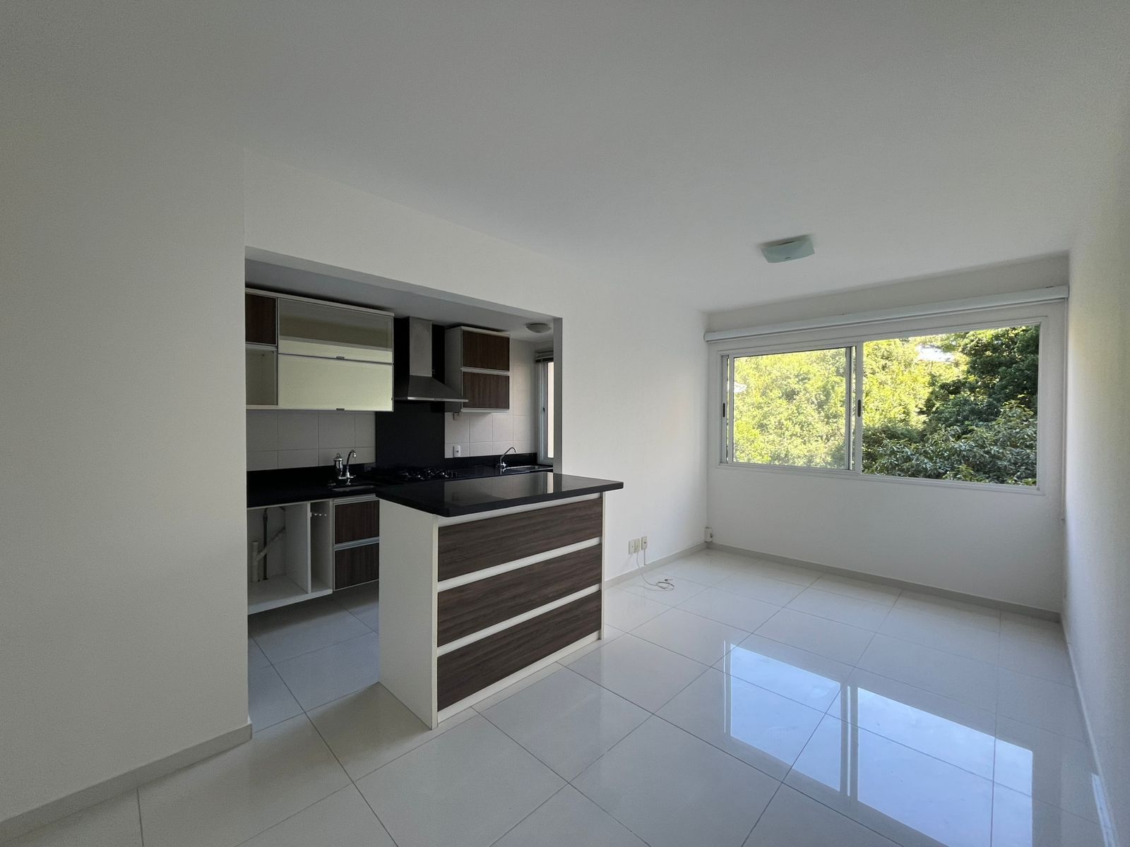 Apartamento, 3 dormitórios no bairro Partenon em Porto Alegre para Comprar