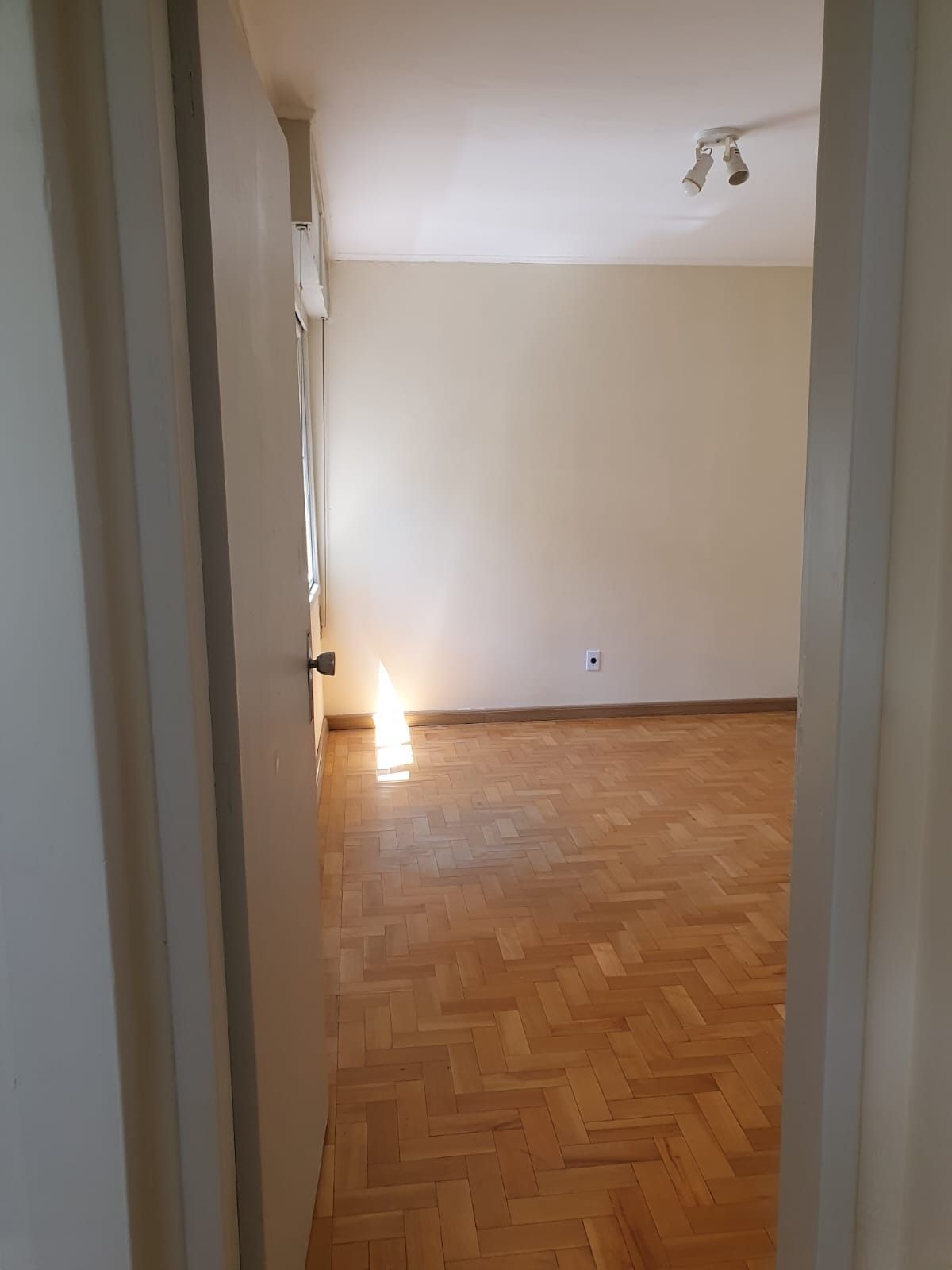 Apartamento à venda com 3 quartos, 150m² - Foto 23