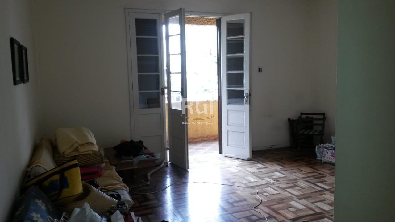Apartamento à venda com 3 quartos, 94m² - Foto 2