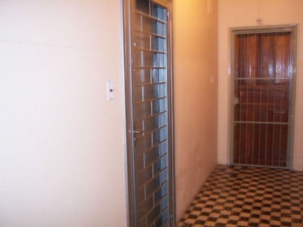 Apartamento à venda com 1 quarto, 28m² - Foto 1