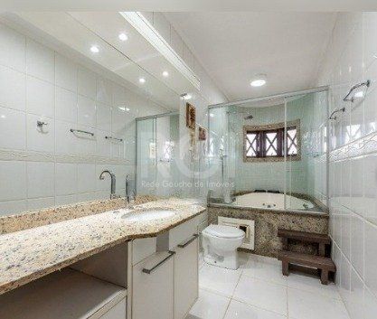 Casa à venda com 3 quartos, 225m² - Foto 9