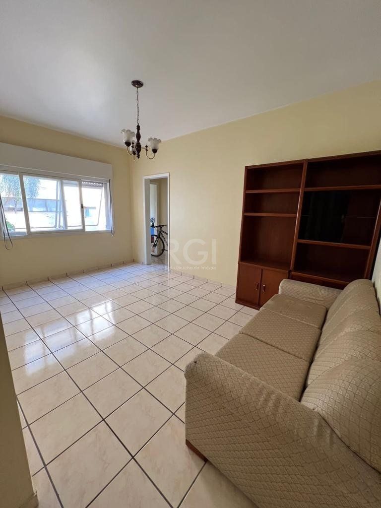 Apartamento à venda com 83m², 2 quartos, 1 suíte no bairro Santana em Porto Alegre
