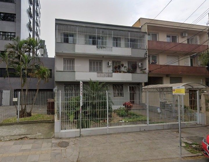 Apartamento à venda com 94m², 3 quartos no bairro Santana em Porto Alegre