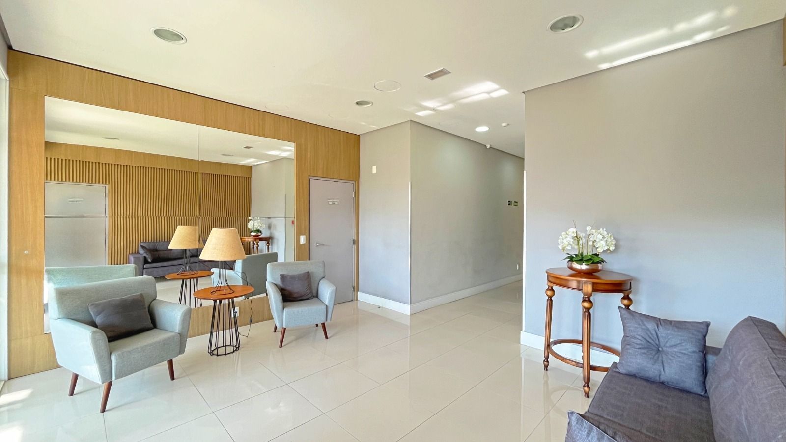 Apartamento à venda com 2 quartos, 63m² - Foto 27