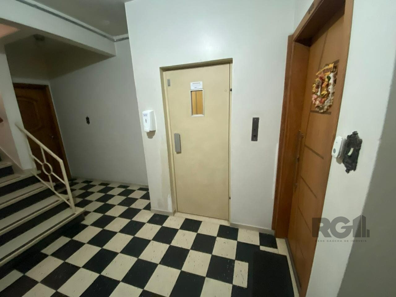 Apartamento à venda com 3 quartos, 114m² - Foto 7