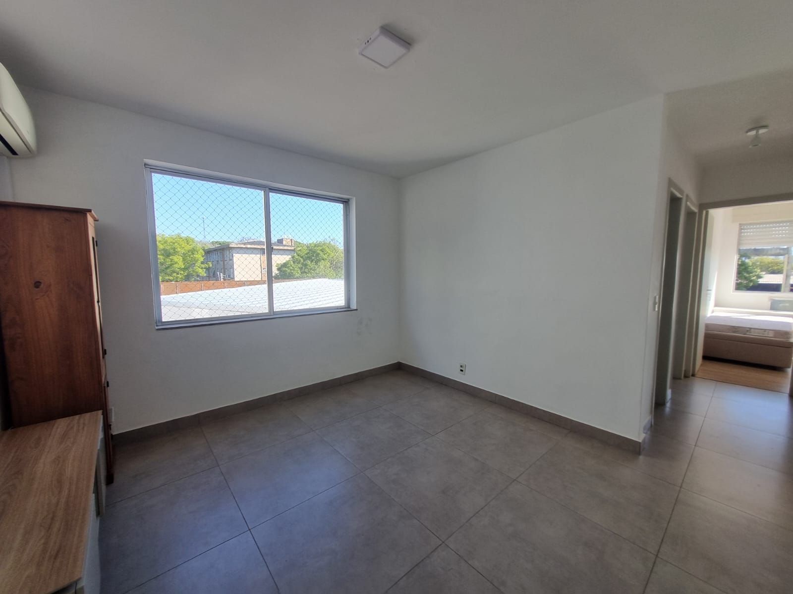 Apartamento de 2 dormitórios no bairro Partenon. — foto 3