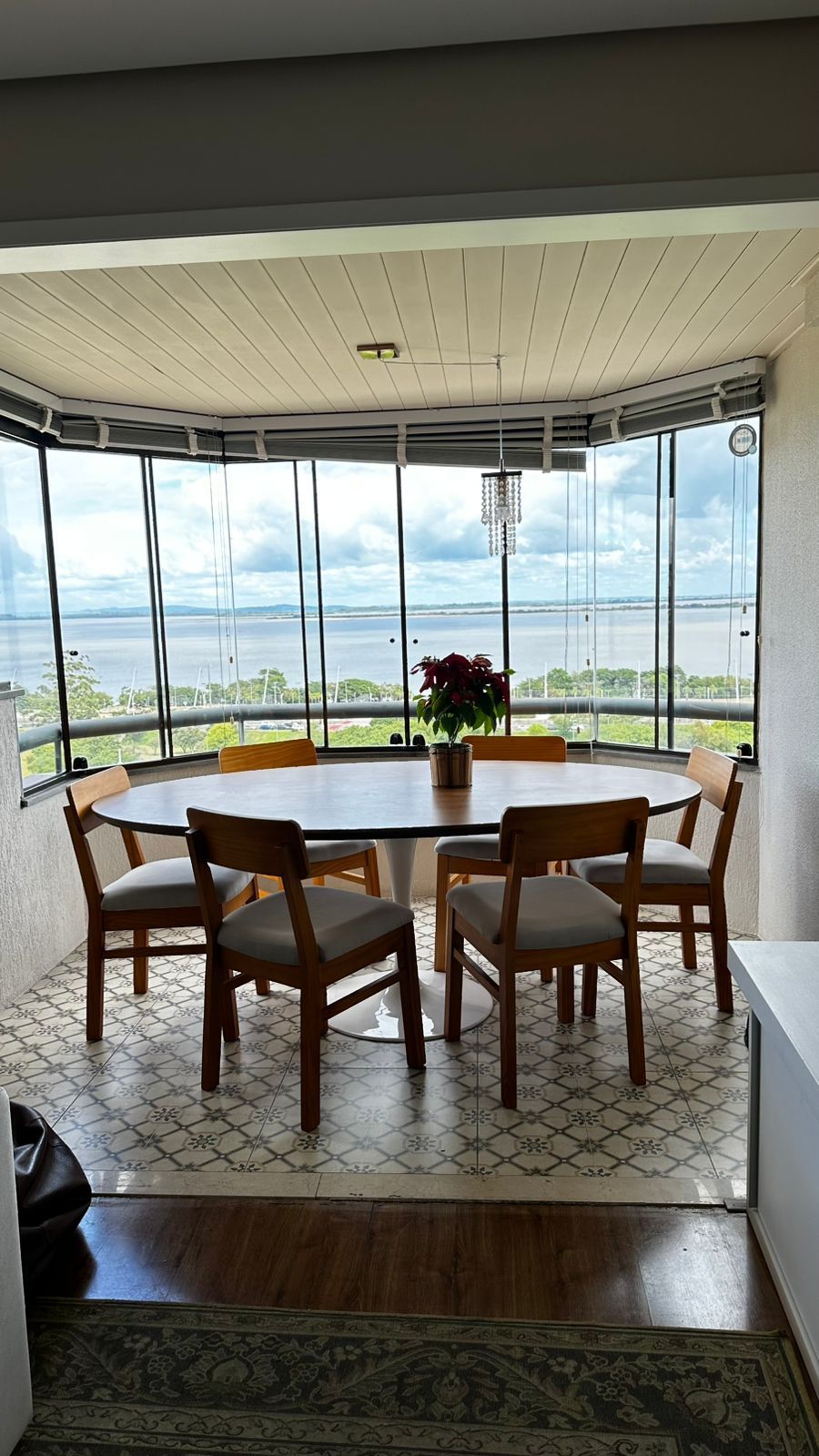 Apartamento à venda com 3 quartos, 90m² - Foto 1