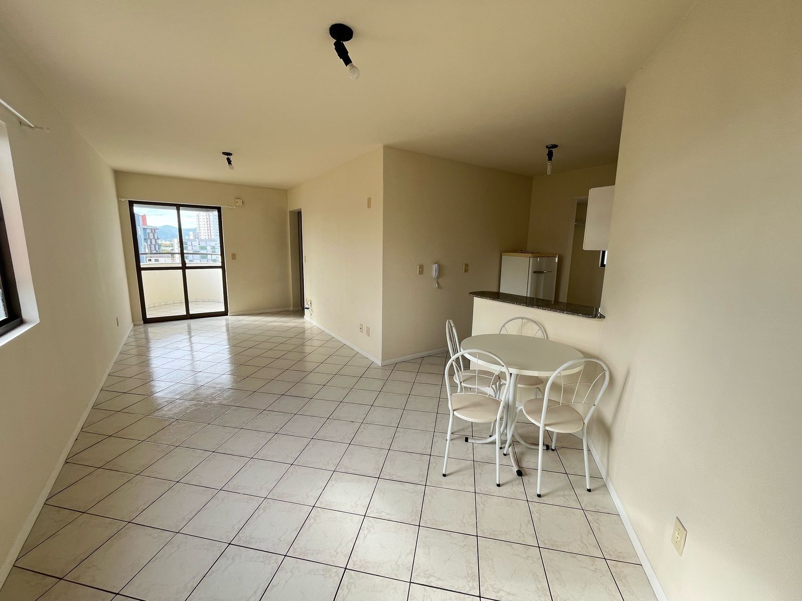 Apartamento 2 dormitórios no bairro Centro