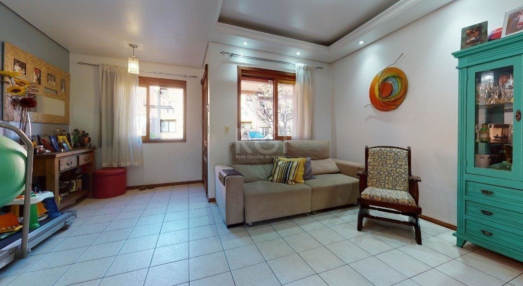 Casa de Condomínio à venda com 3 quartos, 144m² - Foto 1