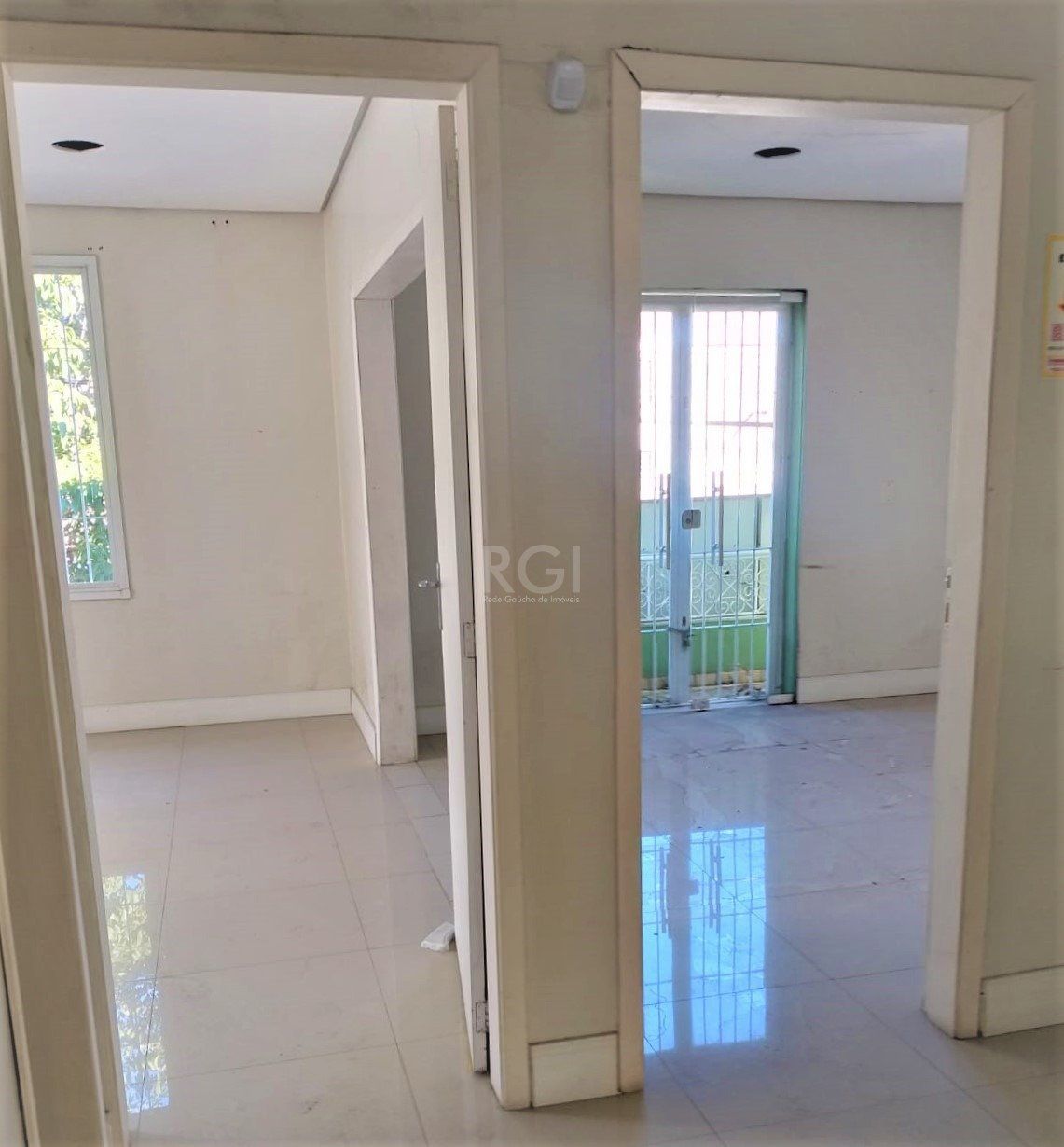Casa Comercial para Venda - 250m², 0 dormitórios, 10 vagas - Glória