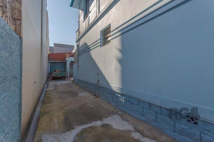 Sobrado à venda com 4 quartos, 220m² - Foto 30