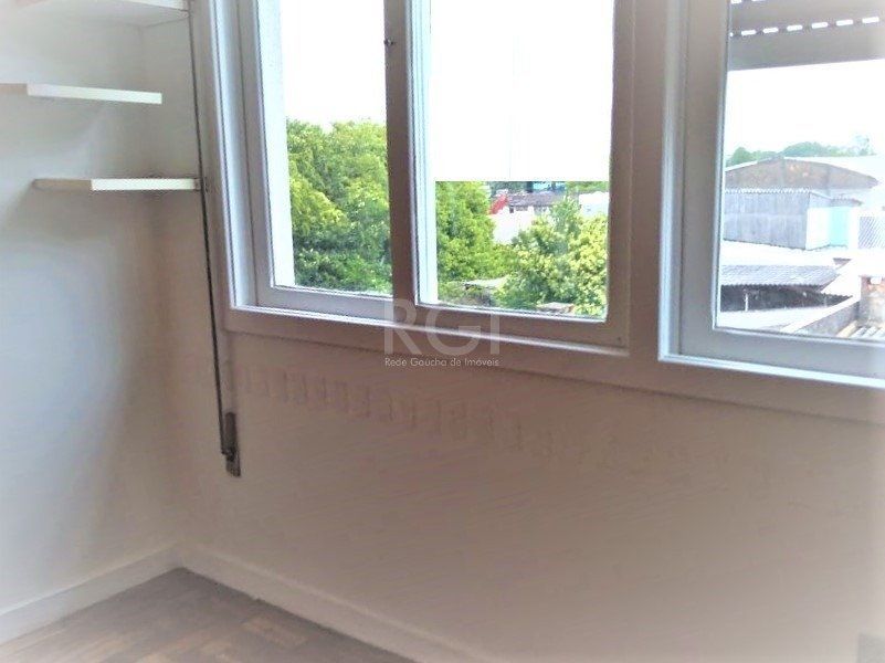 Kitnet à venda com 1 quarto, 27m², Avenida Rocio no bairro Vila João Pessoa em Porto Alegre