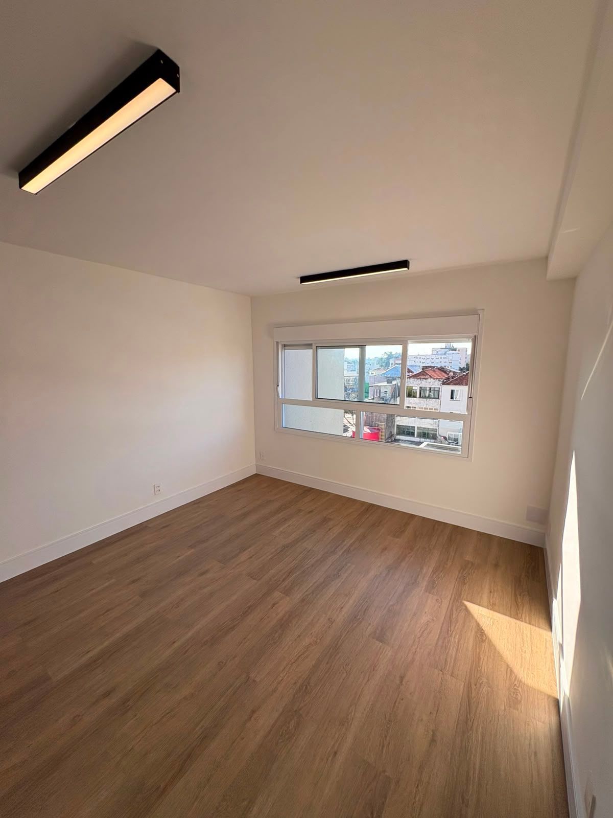Kitnet à venda, 26m², Passo da Areia - Porto Alegre — foto 2