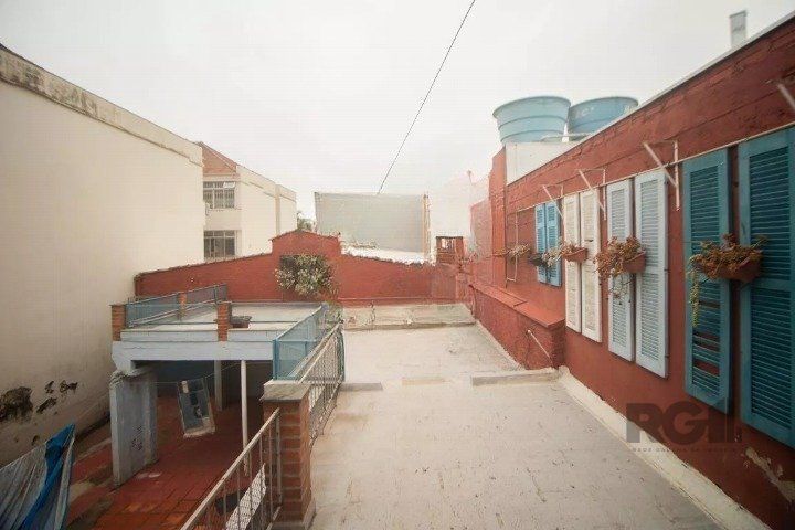 Sobrado à venda com 4 quartos, 220m² - Foto 13