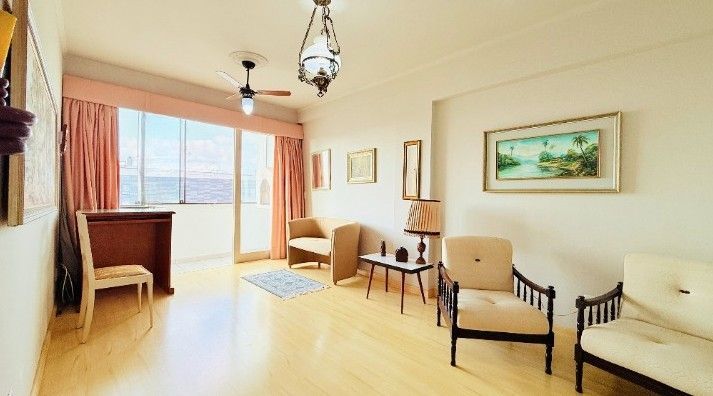 Apartamento com 71m², 2 dormitórios no bairro Moinhos de Vento em Porto Alegre para Comprar