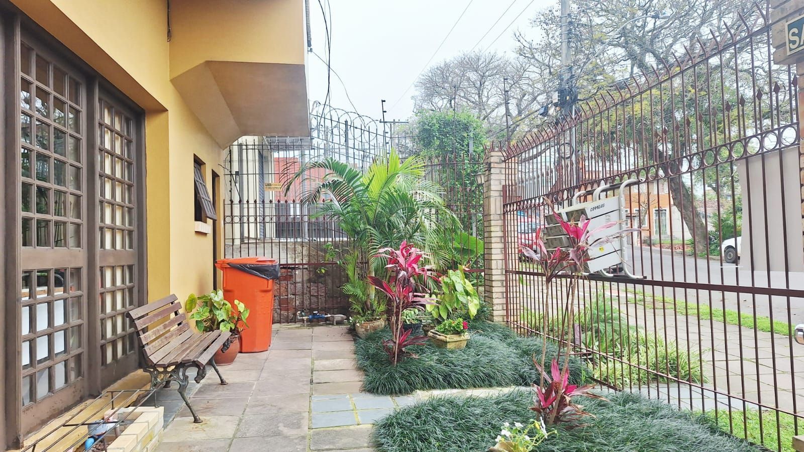 Casa de Condomínio 2 Dorm no bairro Cavalhada em Porto Alegre