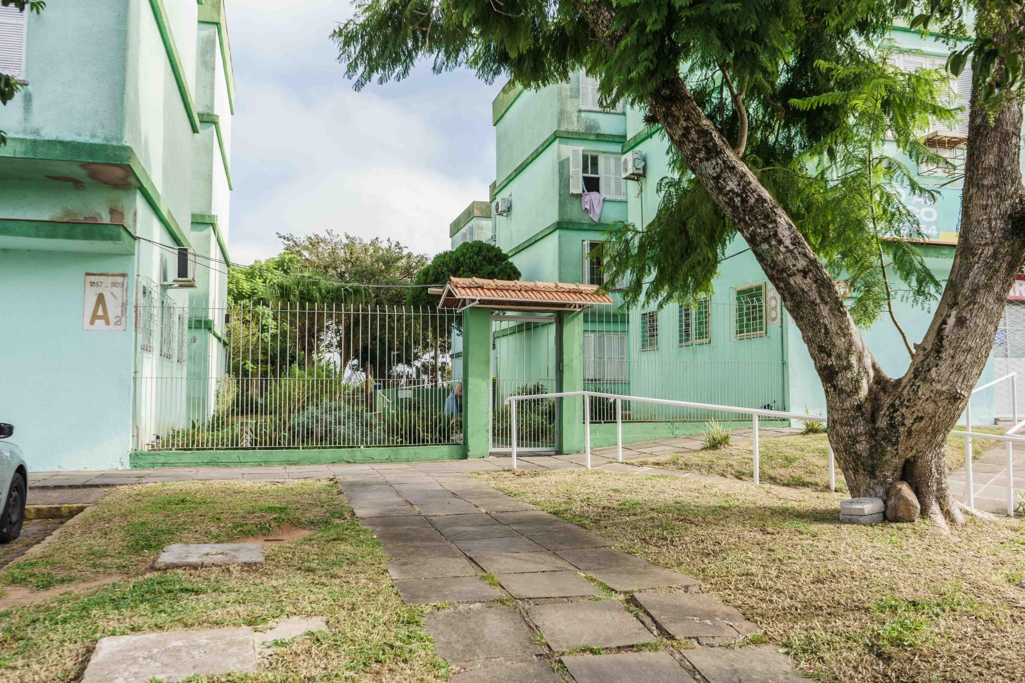 Apartamento à venda com 55m², 2 quartos, 1 vaga no bairro Santa Tereza em Porto Alegre