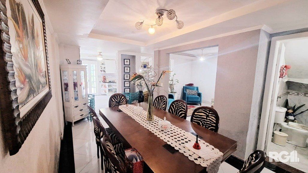 Casa à venda com 3 quartos, 250m² - Foto 27