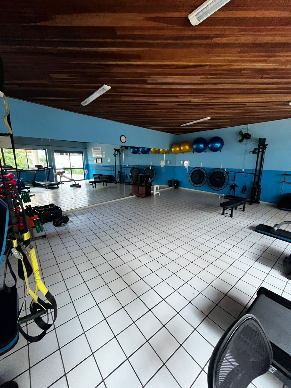 Apartamento à venda com 3 quartos, 81m² - Foto 47