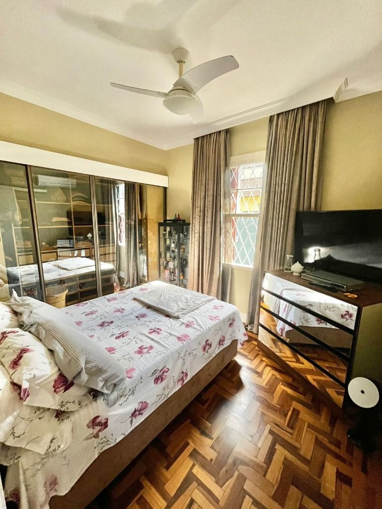 Casa à venda com 4 quartos, 136m² - Foto 8