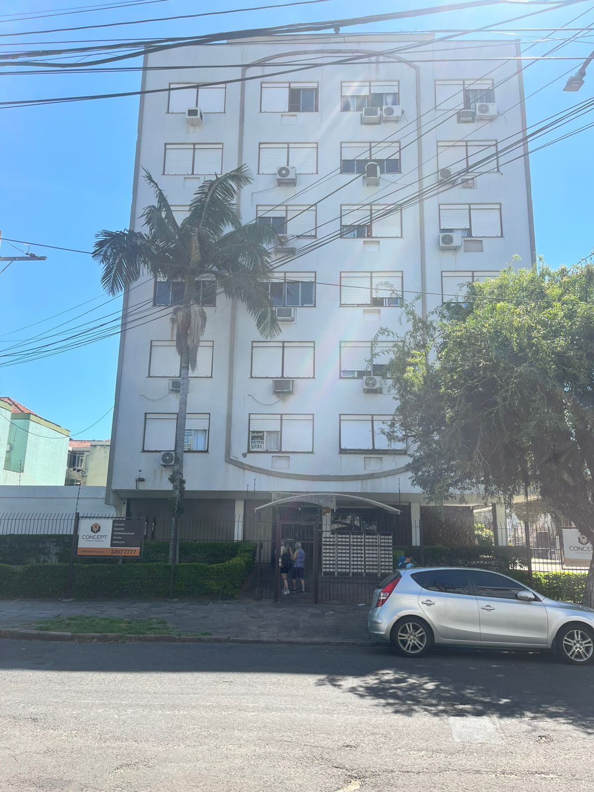 Apto 01 dorm, com 46m2, elevador, vaga garagem, sala, reformado, Cristo Redentor