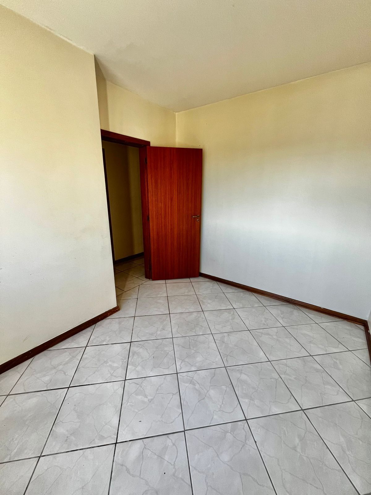 Apartamento à venda com 3 quartos, 81m² - Foto 23
