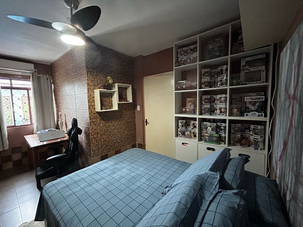 Casa à venda com 4 quartos, 136m² - Foto 36