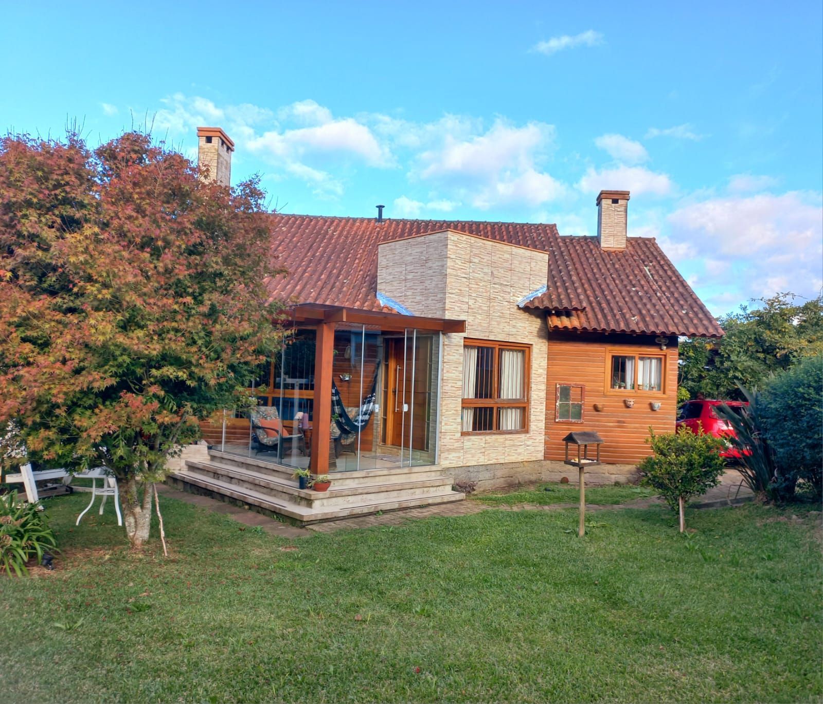 Casa à venda com 3 quartos, 150m² - Foto 1