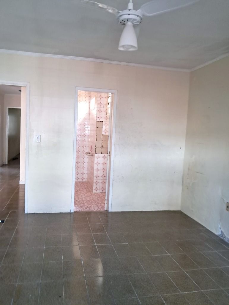 Casa à venda com 3 quartos, 150m² - Foto 10