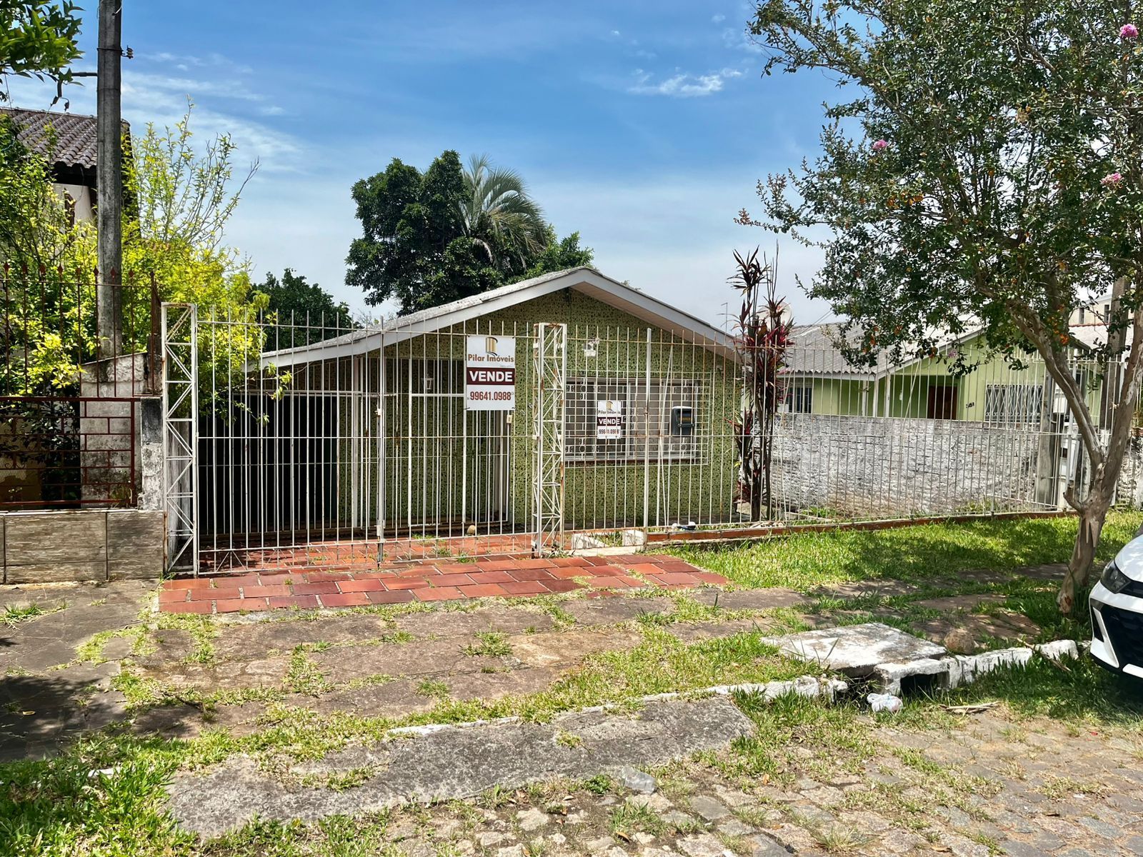 Casa com 80 m2 de área construída, 03 dorm, sala estar/jantar, cozinha, pátio