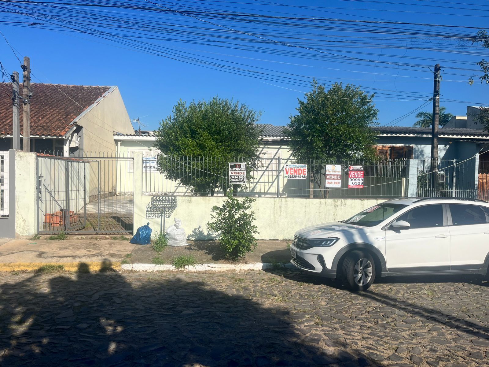 Casa de 2 dormitórios, sendo 1 suíte no Barrio Parque da Matriz, em Cachoeirinha