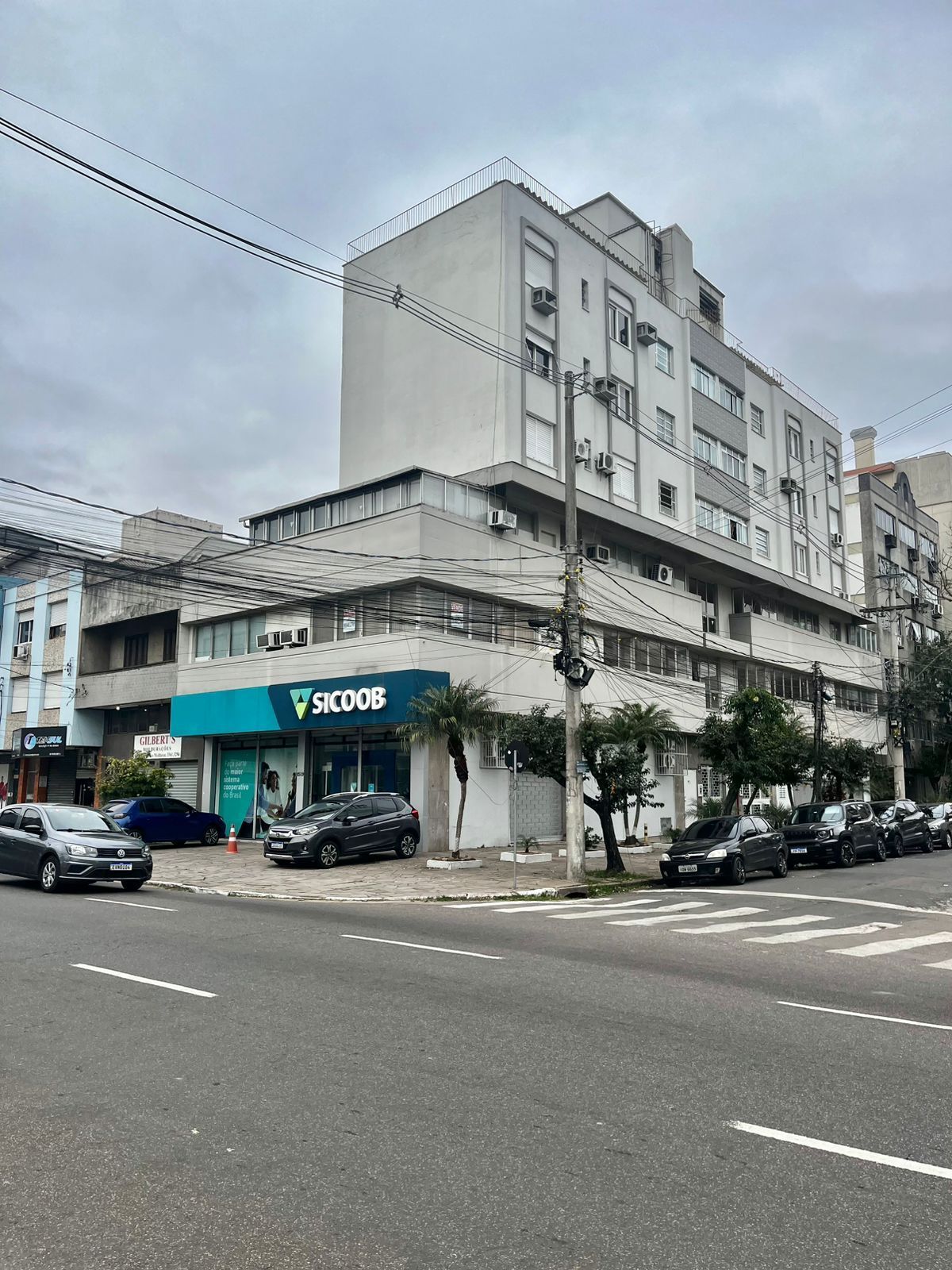 Apartamento à venda com 40m², 1 quarto no bairro Passo d'Areia em Porto Alegre