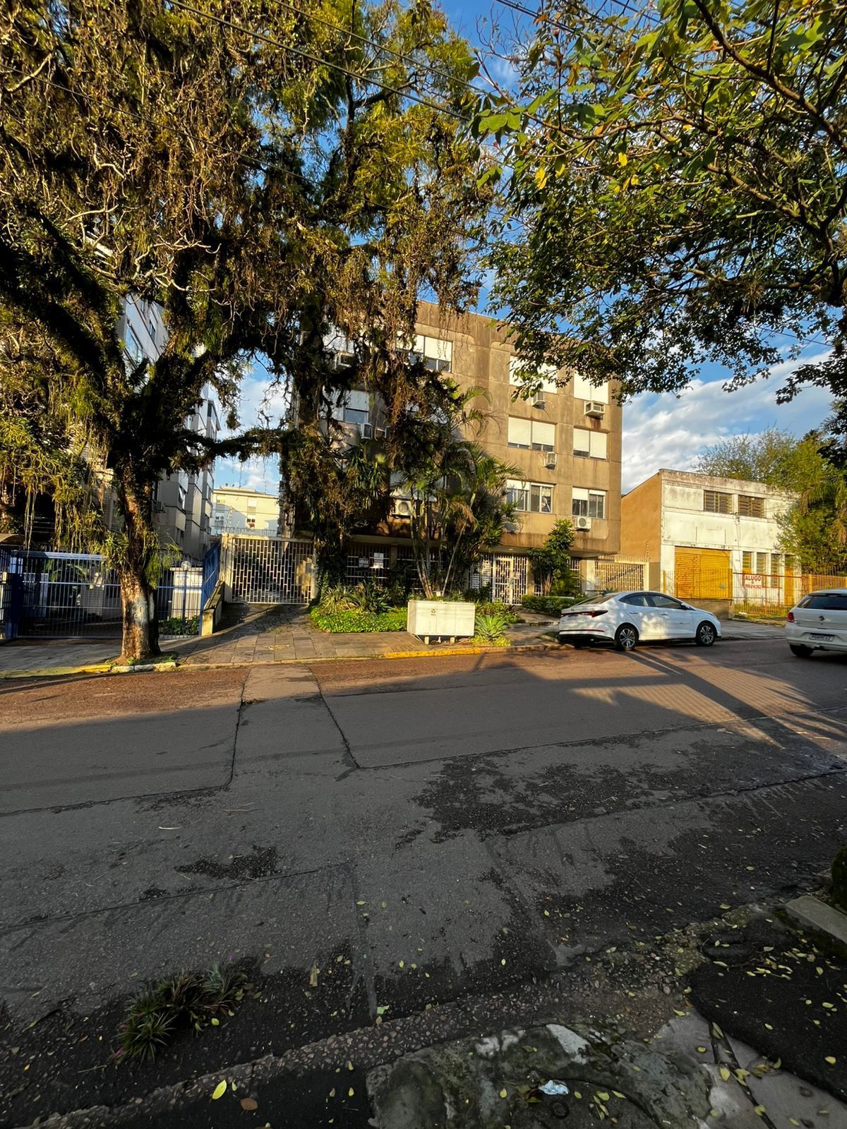 Apartamento 02 dorm, 62 m², 01 vaga de garagem, no bairro Cristo Redentor, PoA