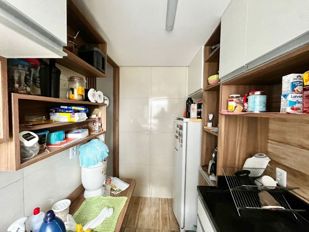Apartamento à venda com 2 quartos, 39m² - Foto 27