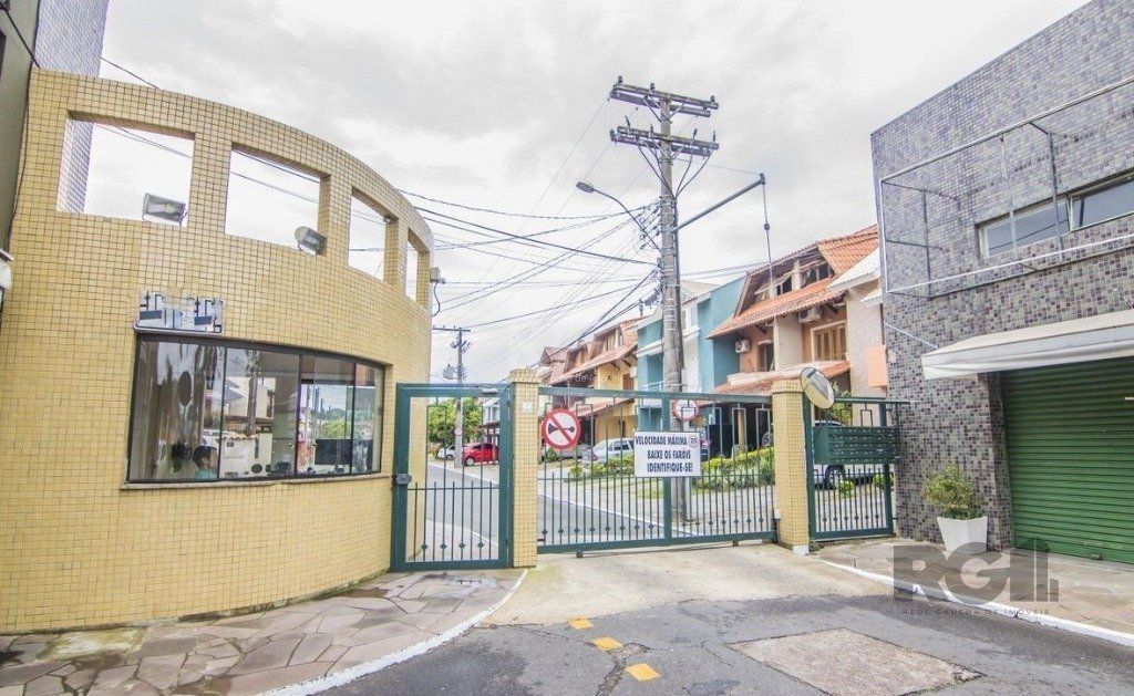 Casa de Condomínio à venda com 3 quartos, 248m² - Foto 49