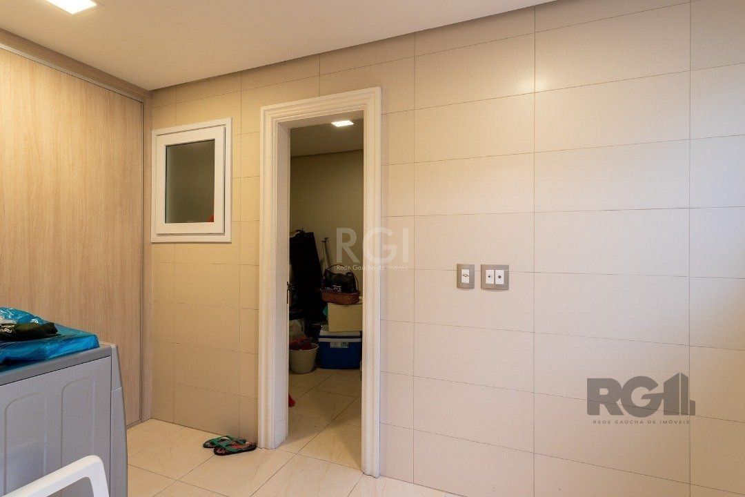 Casa de Condomínio à venda com 3 quartos, 419m² - Foto 19